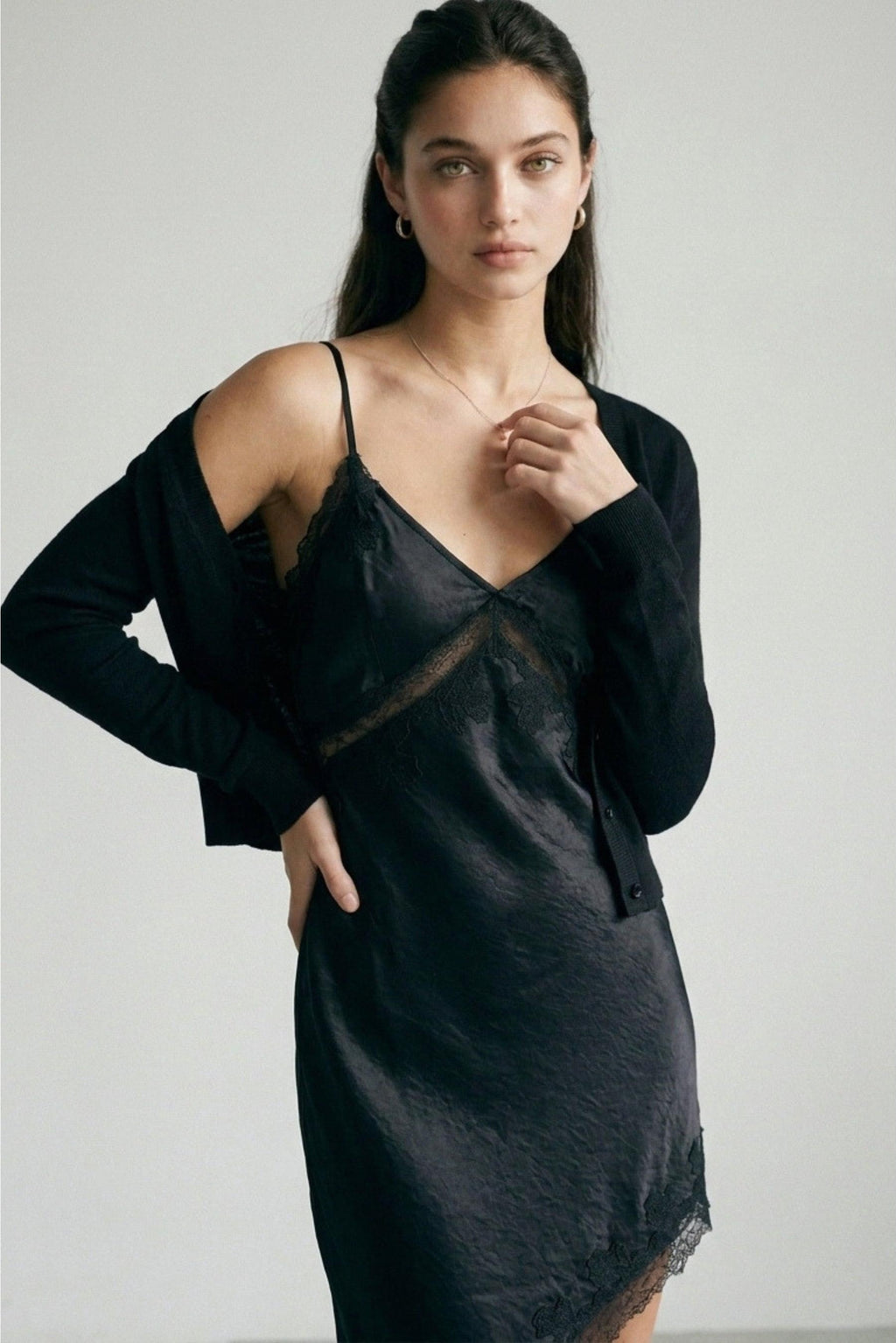 Vestido lencero midi satinado con encaje — 40001DN