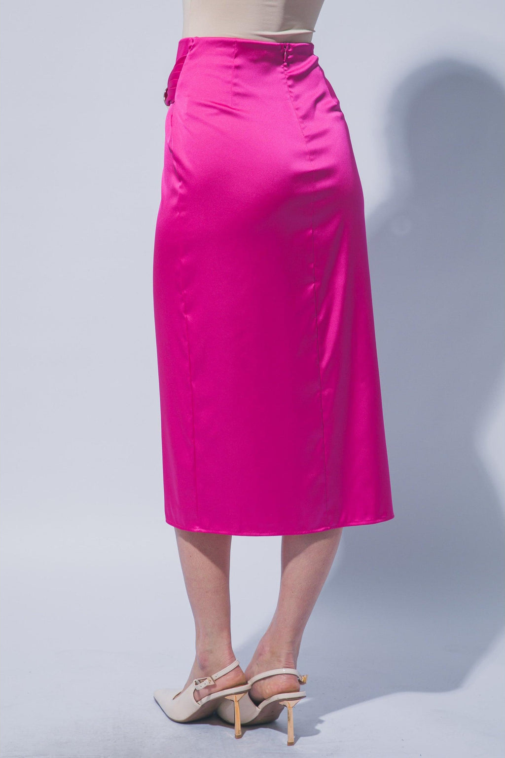 Falda midi satinada cruzada con argolla — 7350SN