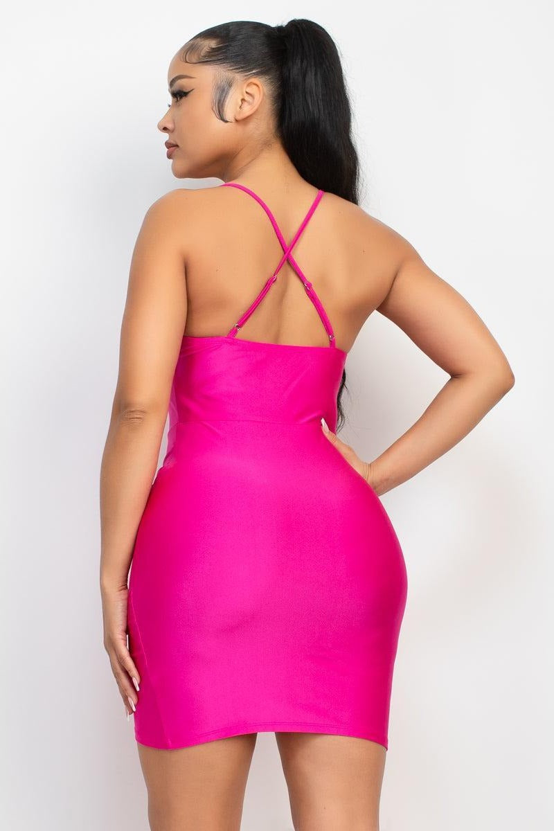 Vestido con cuello drapeado y bajo asimétrico — ID5585