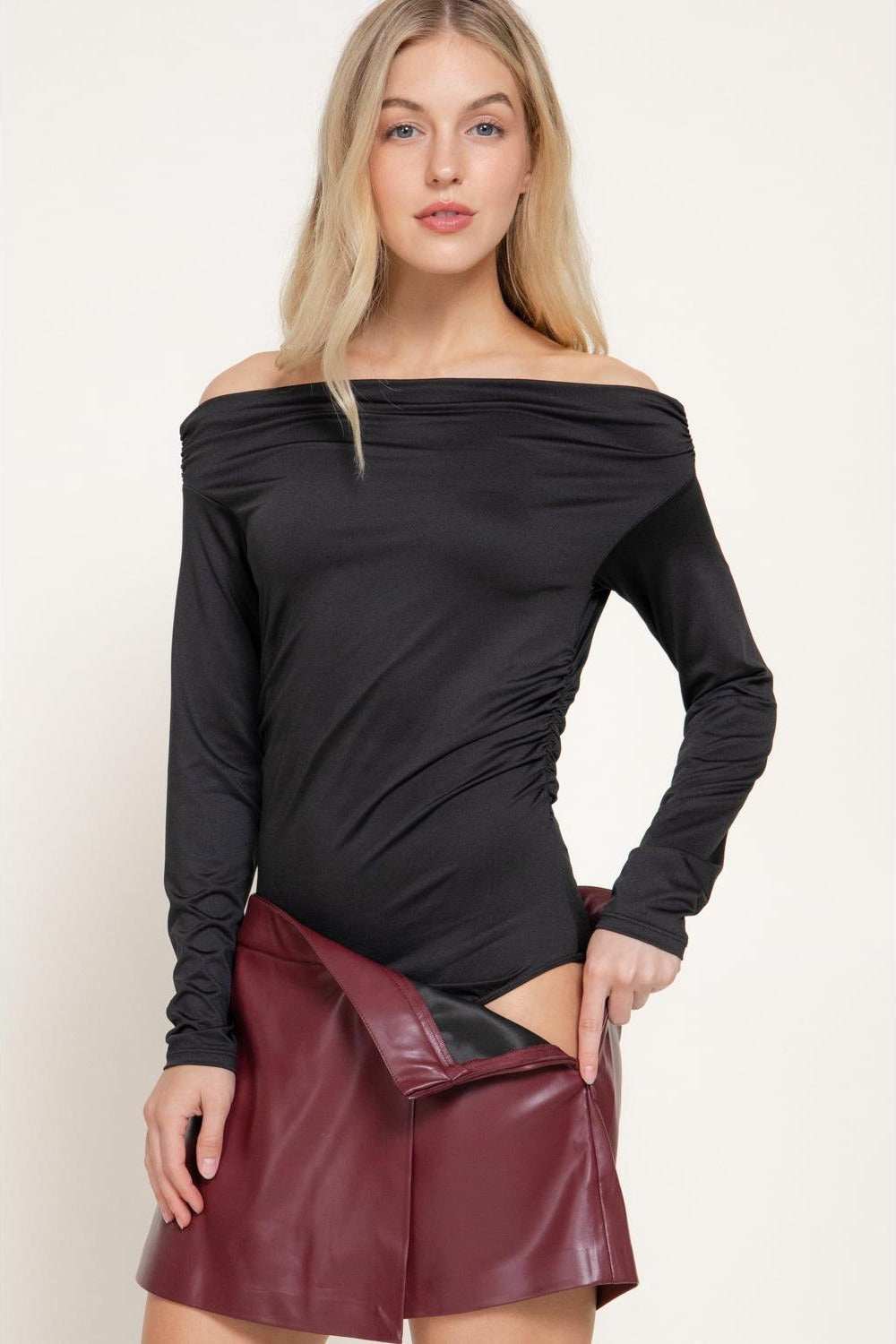 Body de manga larga con hombros descubiertos — P15651