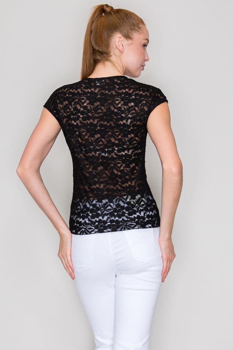 Playera de manga corta con encaje — ST3090